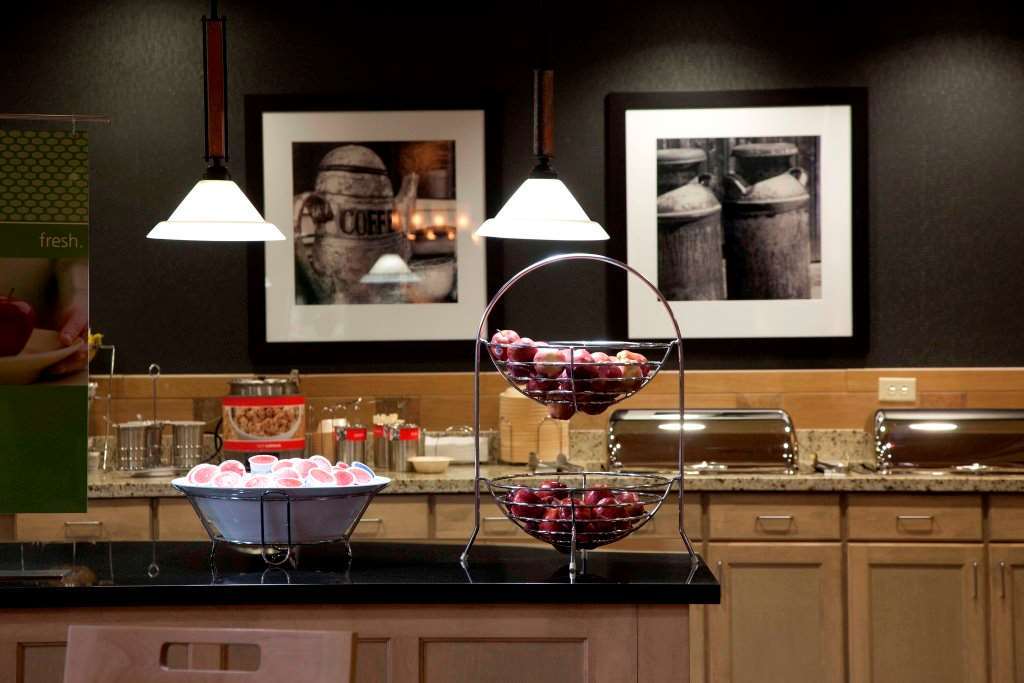 Hampton Inn & Suites Dodge City Boot Hill Casino Ristorante foto